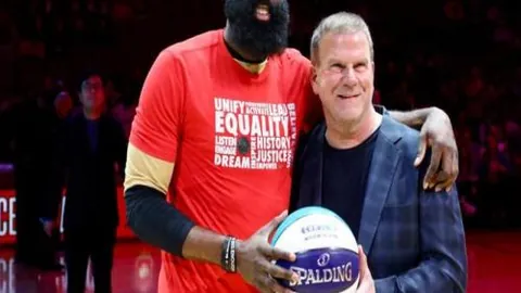 王钰栋熊猫杯体力不支退赛，火速返回杭州休养